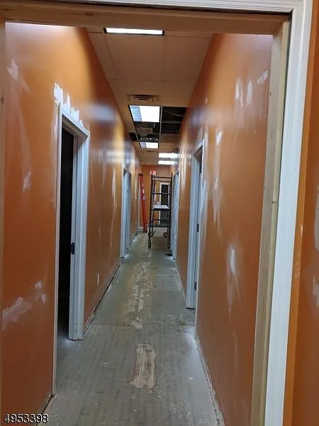 Building Photo 3