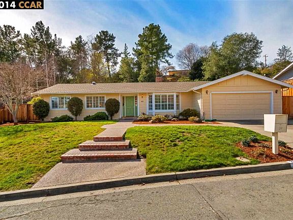 3rd image of 20 Corliss Dr