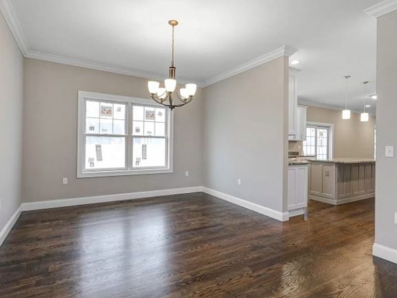 4th image of 2132 Christopher Rd