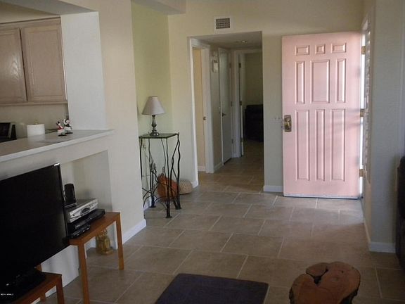 3rd image of 13275 W Countryside Dr