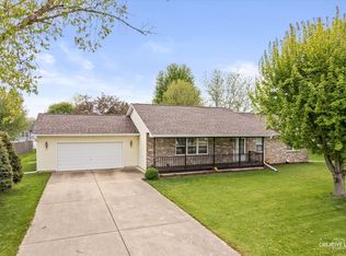 1224 Sandhurst Dr, Sandwich, IL 60548