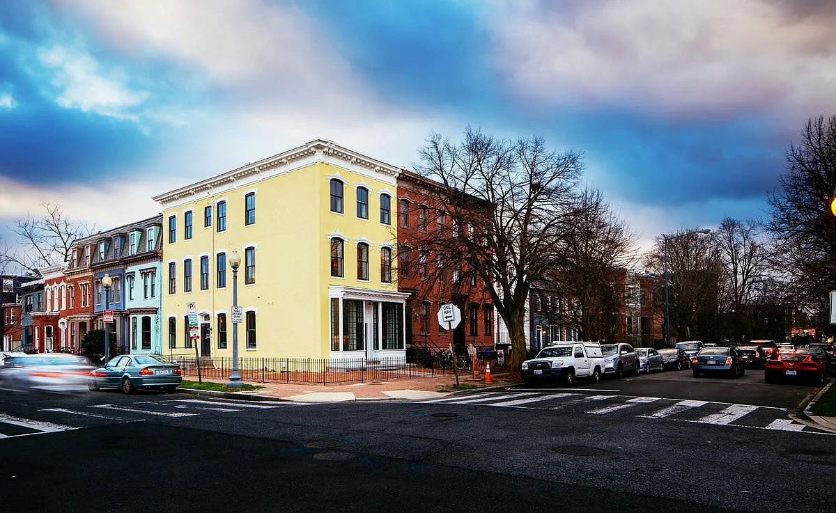 Capitol Hill Flats — Photo 1