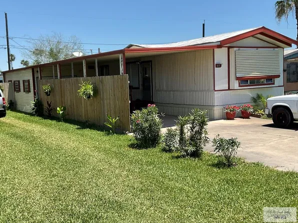 517 E 1st St, La Feria, TX 78559
