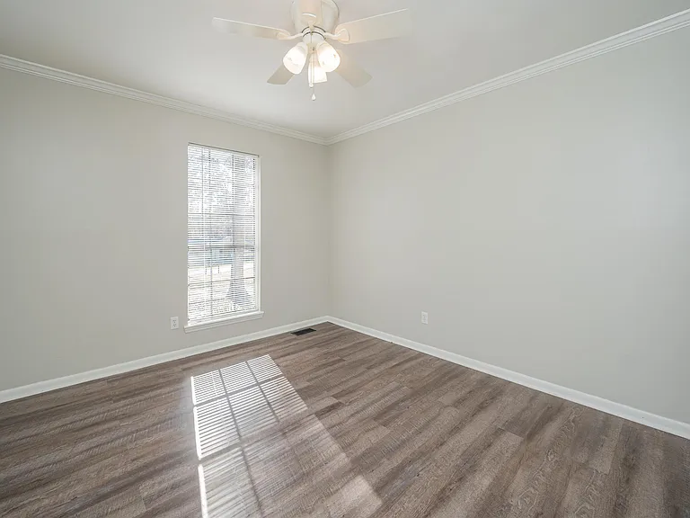 54 Worthington Dr #2 — Photo 16