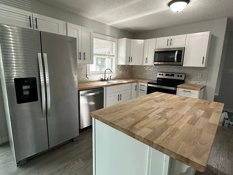 4959 Tangerine Ave — Photo 10