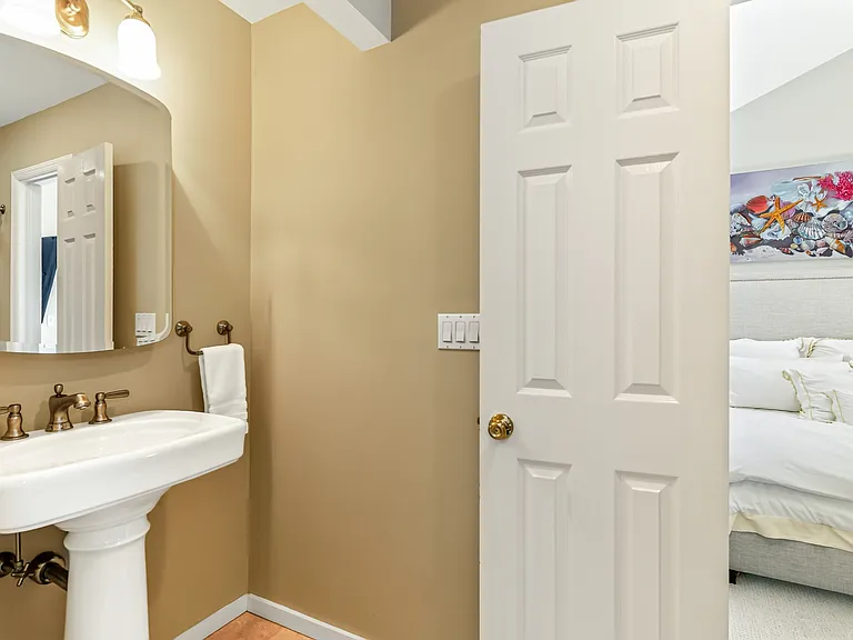 14 Rose Hill Rd — Photo 28