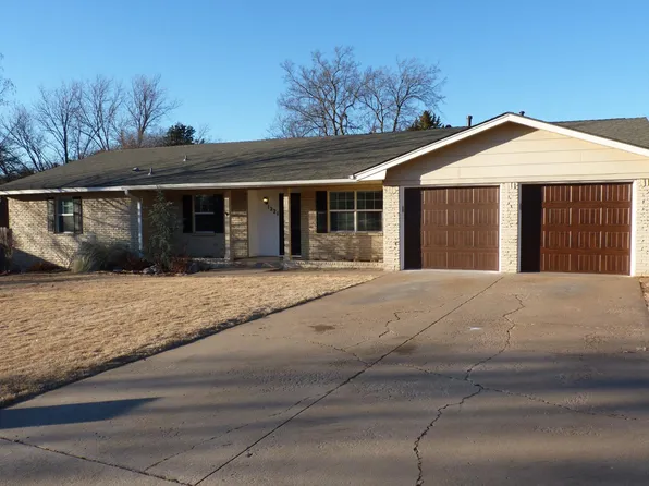 1221 Mockingbird Ln, Edmond, OK 73034