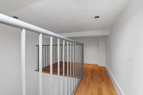 Rented by MNS | media 17