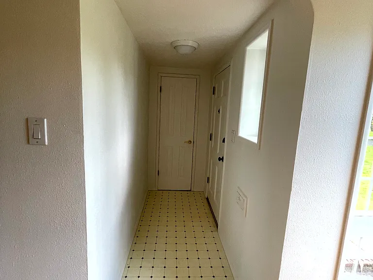 12080 SW Fairfield St — Photo 9
