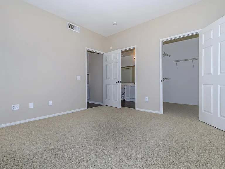 Laurel Glen Apartment Homes — Photo 49