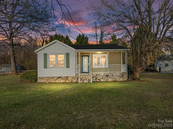 2489 Country Club Rd, Iron Station, NC 28092