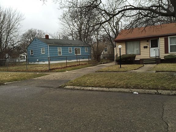 5th image of 4809 Greenlawn Dr