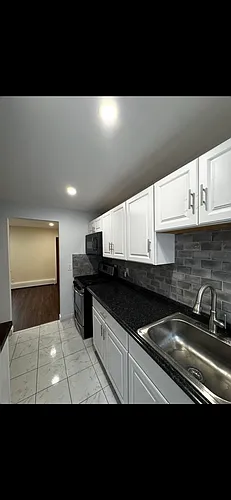 19 Lawlor St #C Photo 1