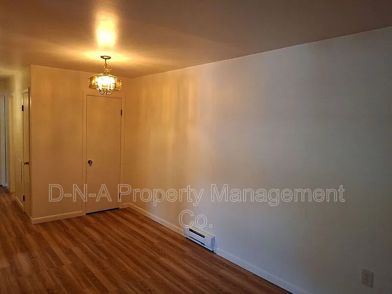 2 bed, 1.5 bath, 600 sqft, $1,550 — Photo 2