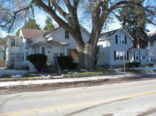 1517 Oregon St, Oshkosh, WI 54902