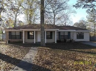 105 Parker Dr, Petal, MS 39465