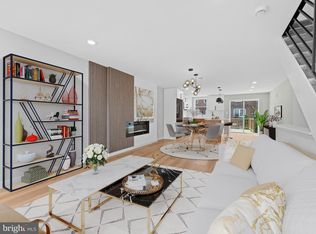 1812 Farrington Rd, Philadelphia, PA 19151