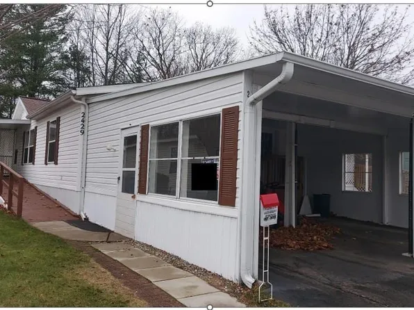 2429 Treelane Dr, Traverse City, MI 49686