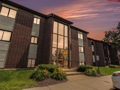 3358 Devonwood Hls NE APT B, Grand Rapids, MI, 49525