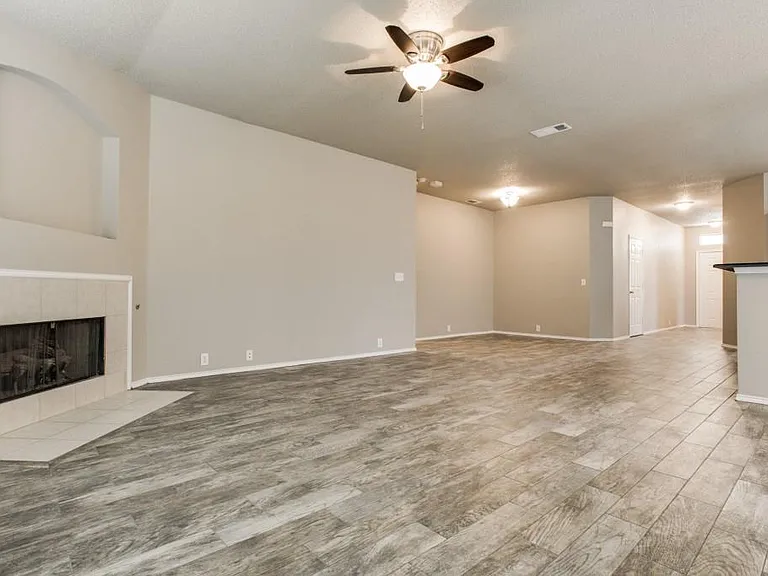 2405 Tailburton Ct — Photo 14