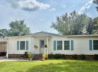 915 Grand Strand Trl, Murrells Inlet, SC 29576