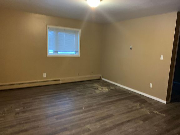 3rd image of 1554 Eielson St APT 8