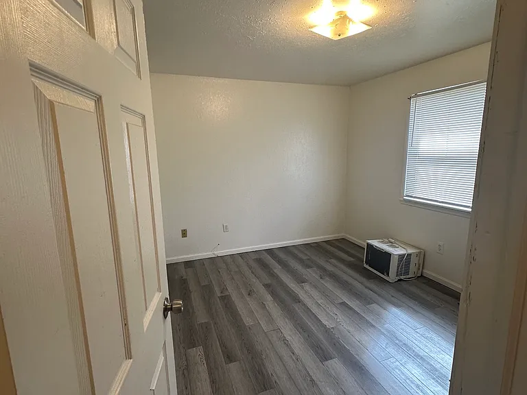 2023 Eastport Ave — Photo 12