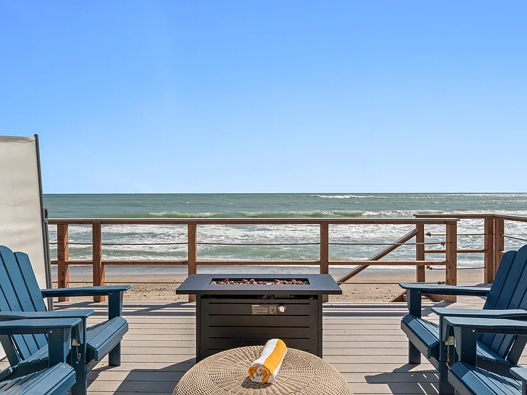 35175 Beach Rd #A — Photo 24
