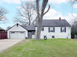 9048 Oneill Dr, Burr Ridge, IL 60527