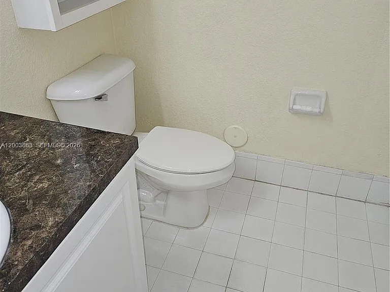 1543 SE 25th St #100 — Photo 25