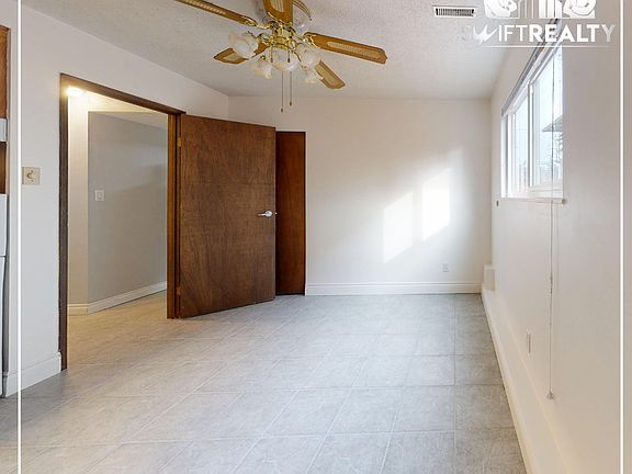 02_2092 Winslow Ave_Living Room LL_05022025