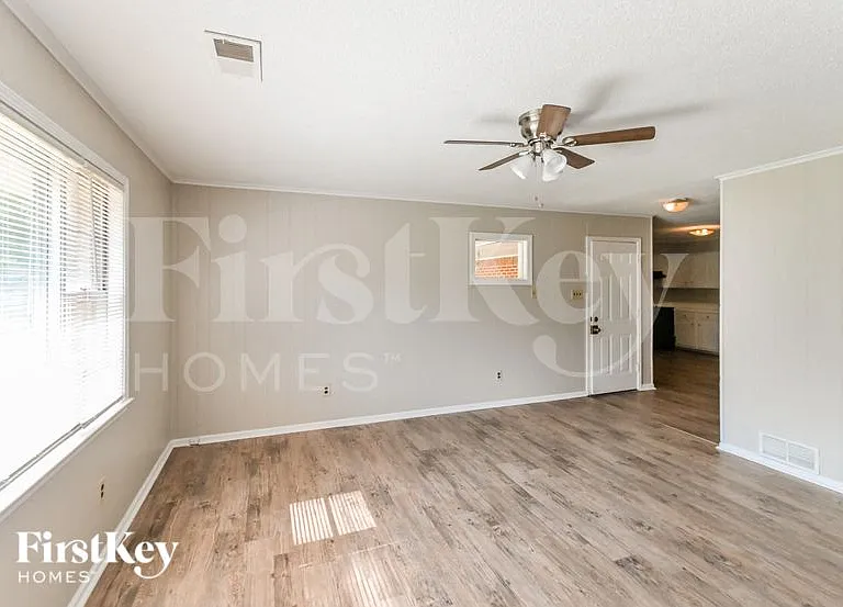 5157 Depanne Rd — Photo 2