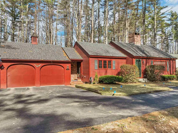 4 Dove Street, Wolfeboro, NH 03894