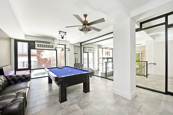 Rented by Compass | media 24