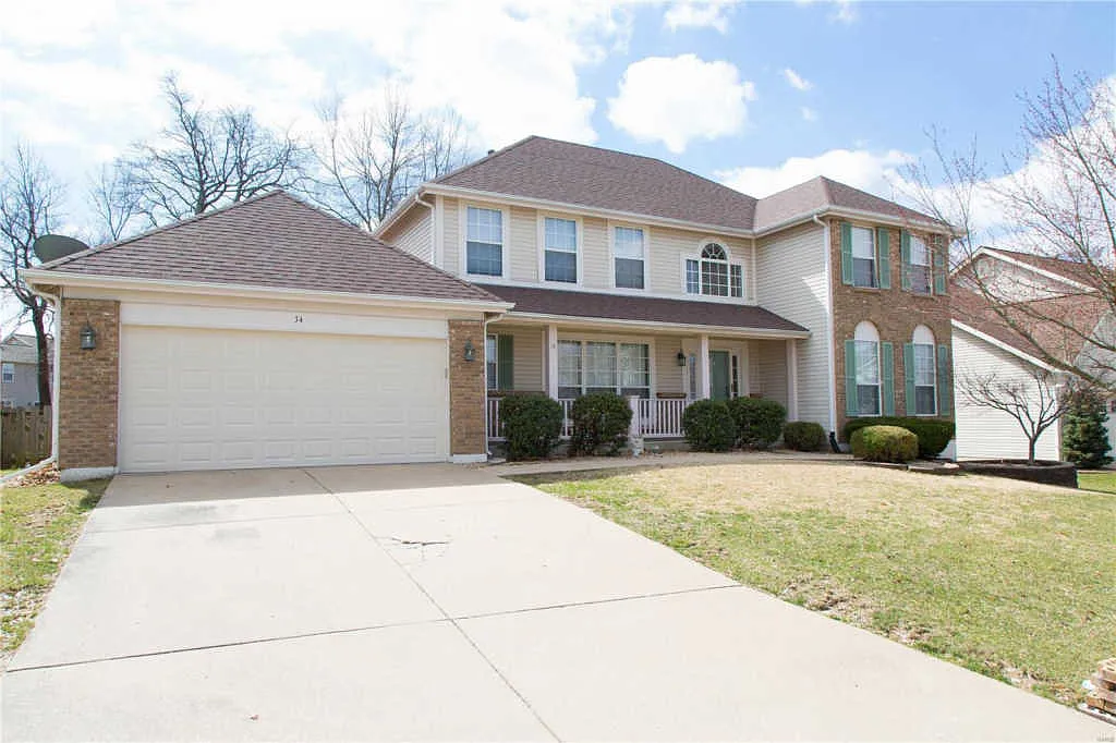 34 Winding Stair Way photo 1