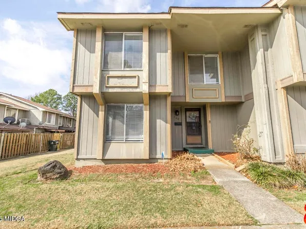 140 Stoneridge Dr, Warner Robins, GA 31088