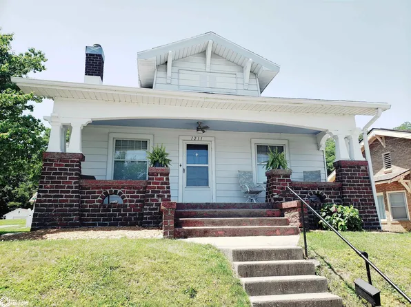 1211 Campbell Ave, Burlington, IA 52601