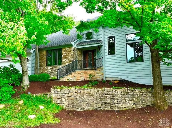 3483 Fawnrun Dr, Cincinnati, OH 45241