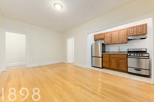 Rented by A&E Real Estate Management | media 2