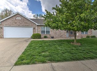625 Scovill Ct, Decatur, IL 62522
