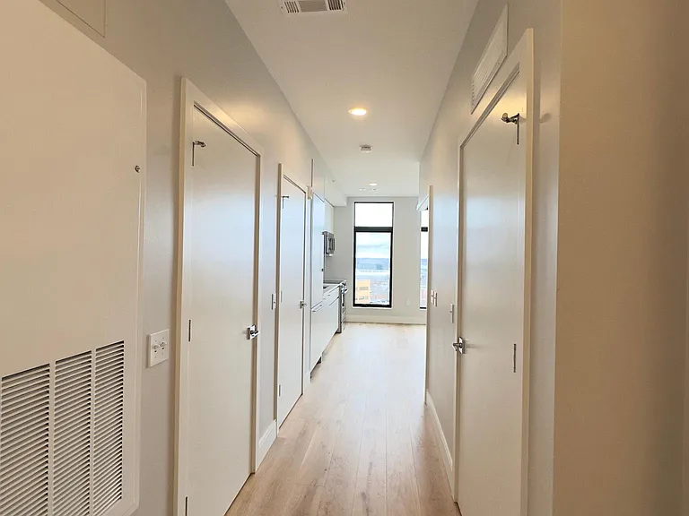 191 Washington St #711 — Photo 22