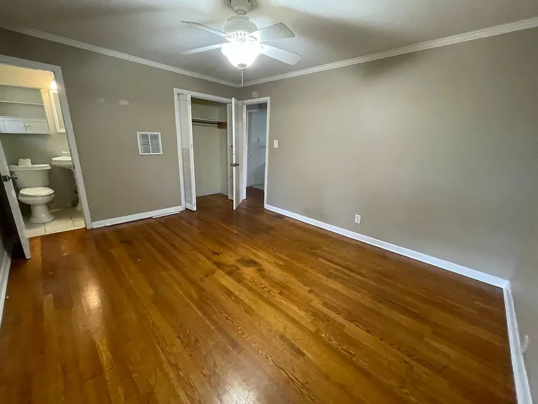 717 Williams Cir — Photo 18