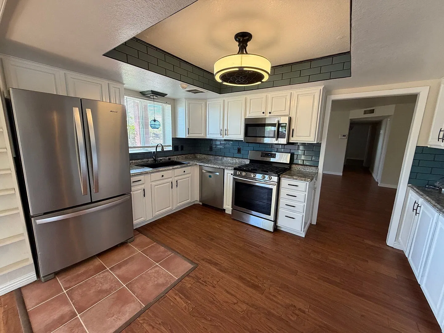 Studio, 2.0 bath, 2034 sqft, $2,100 — Photo 2