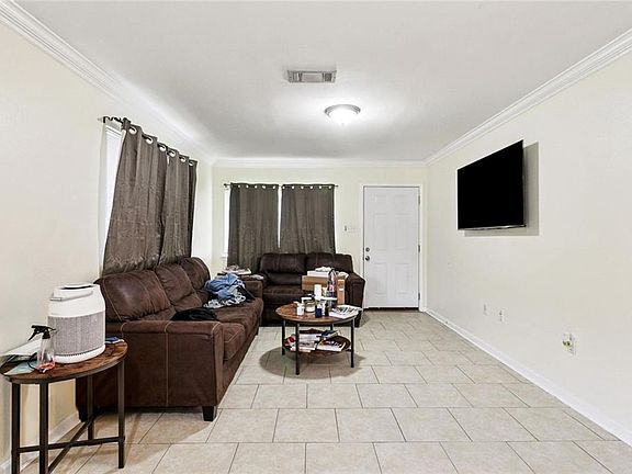 3rd image of 4524-26 Lafon Dr
