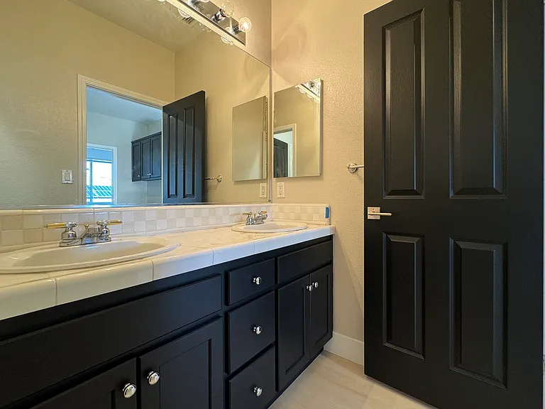 5181 Stone Canyon Dr — Photo 23