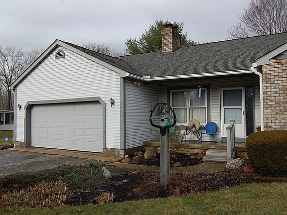3rd image of 8628 Frazier Dr