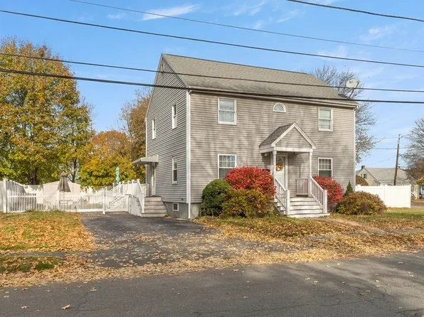 18 Macarthur Rd, Peabody, MA 01960