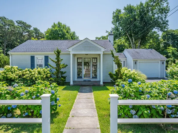 46 Pine Street, North Falmouth, MA 02556