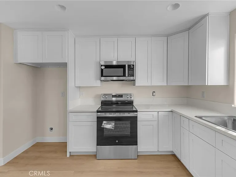 1341 Beach Club Dr — Photo 9