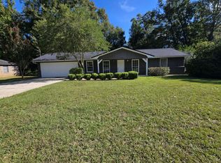 425 Circleview Dr, Dothan, AL 36301